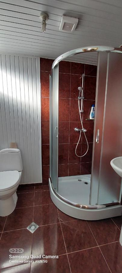 Guest House Tsasne Omalo Ngoại thất bức ảnh